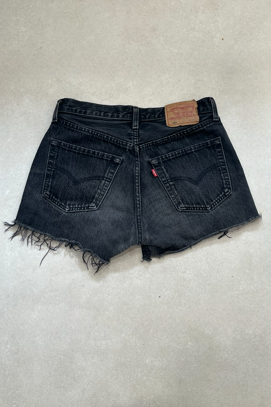 "MODEL" VINTAGE LEVI DENIM SHORT - W29" - CLOSET LUNA