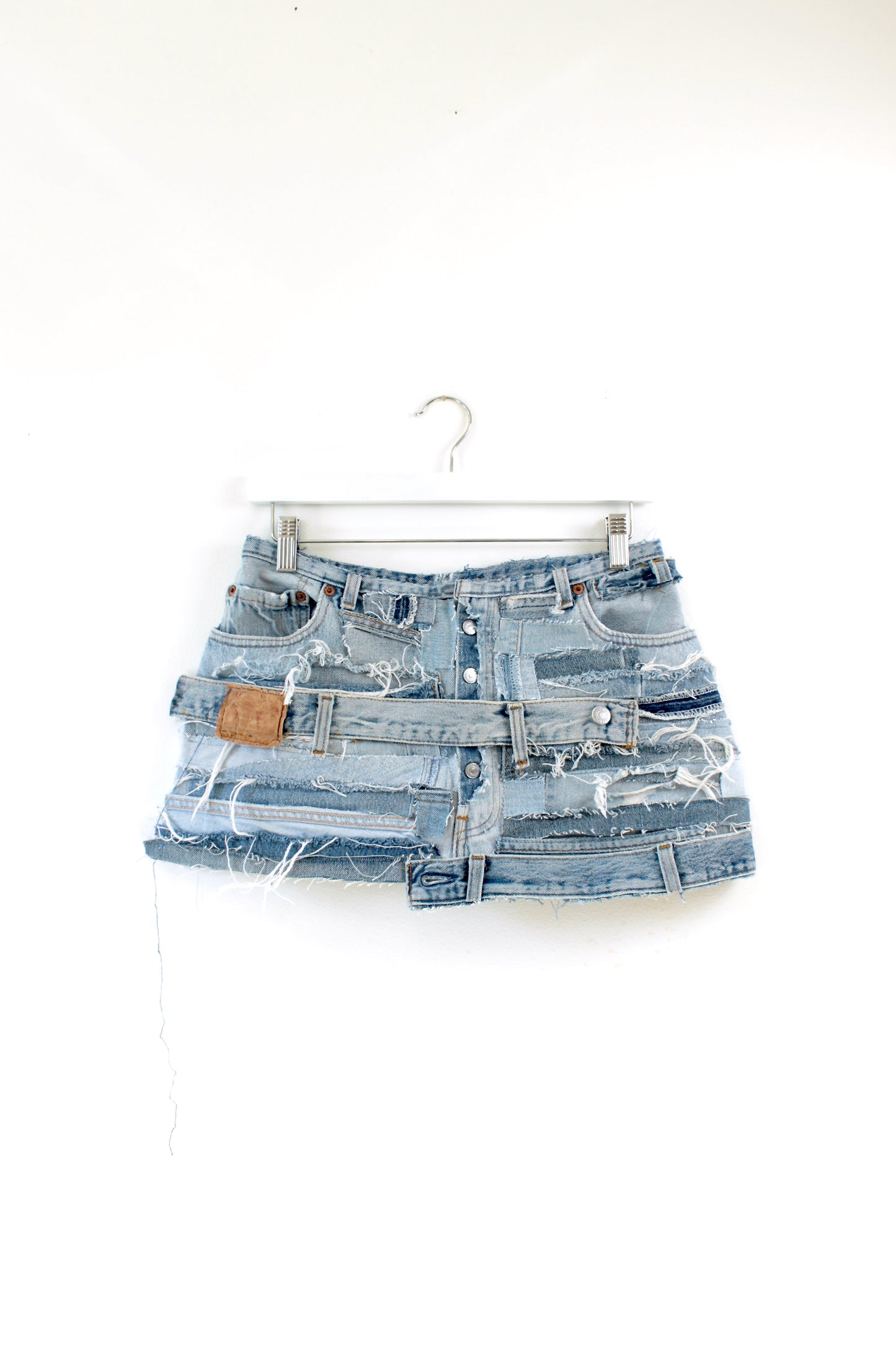 "DECONSTRUCTED" MINI W27 - CLOSET LUNA