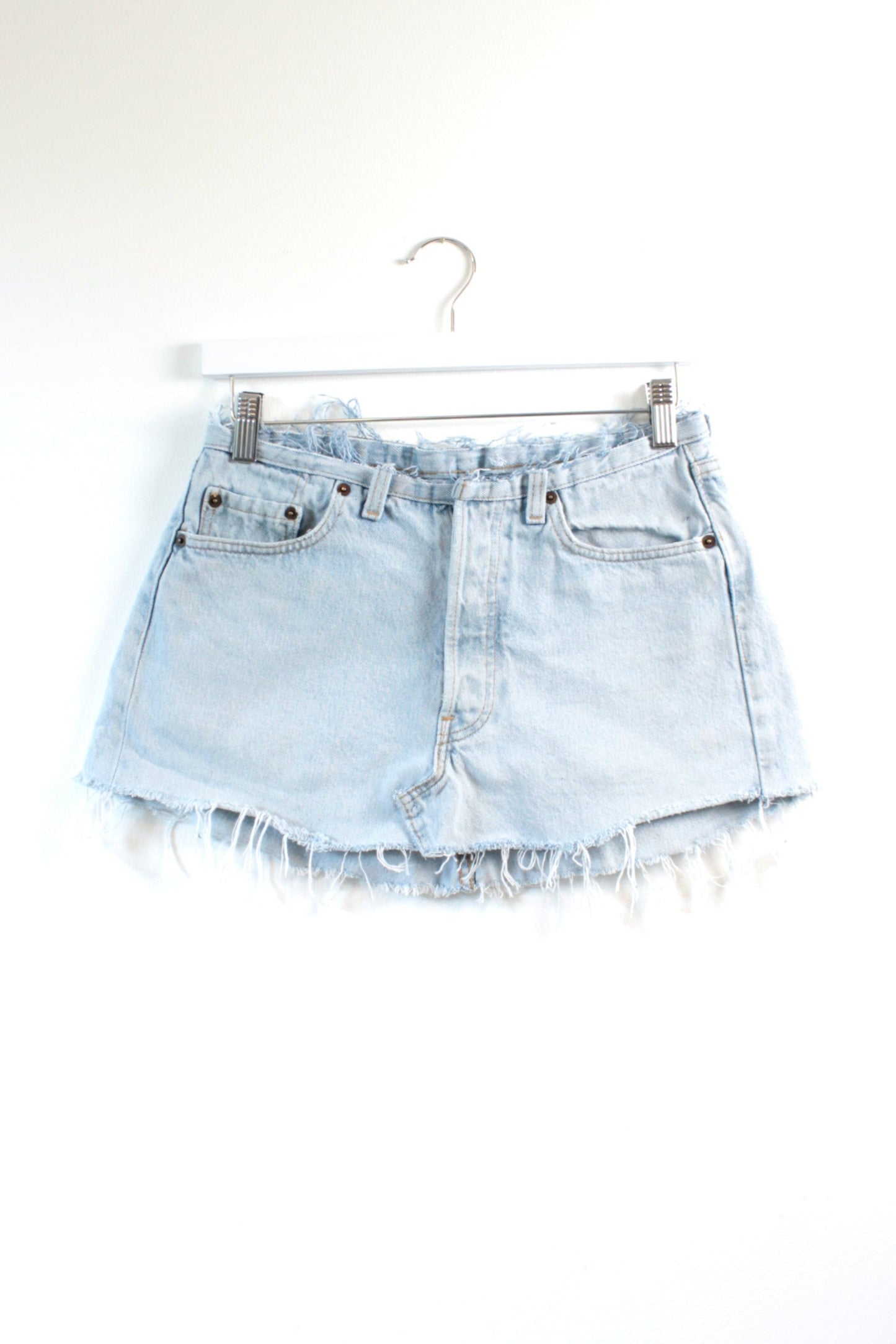 "NO WAISTBAND" REWORKED DENIM VINTAGE LEVI MINI SKIRT W28 - CLOSET LUNA
