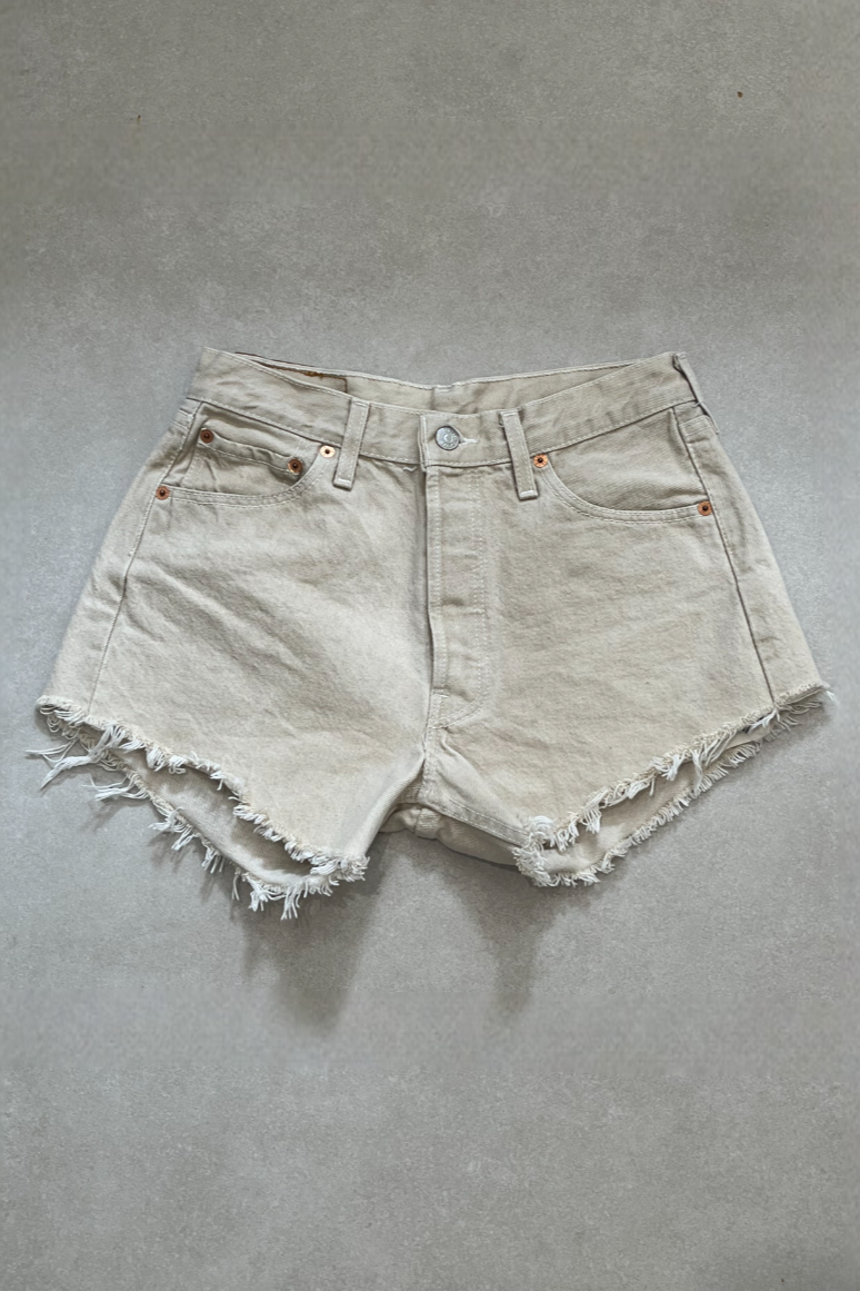 "MINI" VINTAGE LEVI DENIM SHORT - W27" - CLOSET LUNA