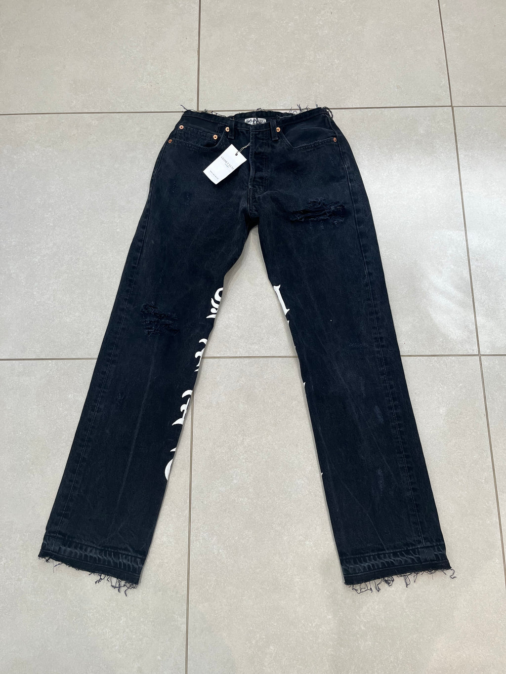 Luna Low Script Jeans - CLOSET LUNA