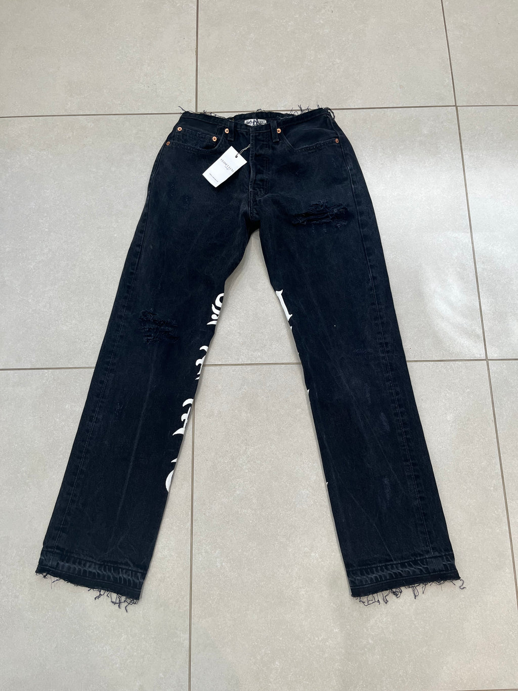 Luna Low Script Jeans - CLOSET LUNA