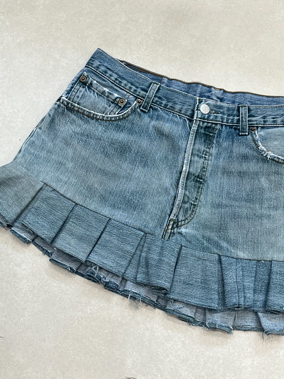 "PLEATED" VINTAGE LEVI DENIM MINI SKIRT- MADE TO ORDER - CLOSET LUNA