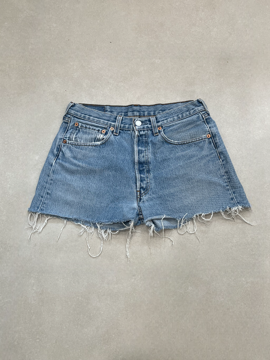 "MINI" VINTAGE LEVI DENIM SHORTS - W29" - CLOSET LUNA