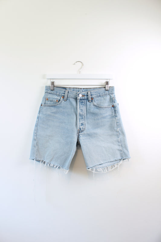 "DAD" VINTAGE LEVI 501 SHORTS W29