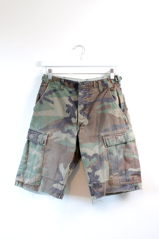 VINTAGE CAMO CARGO SHORTS
