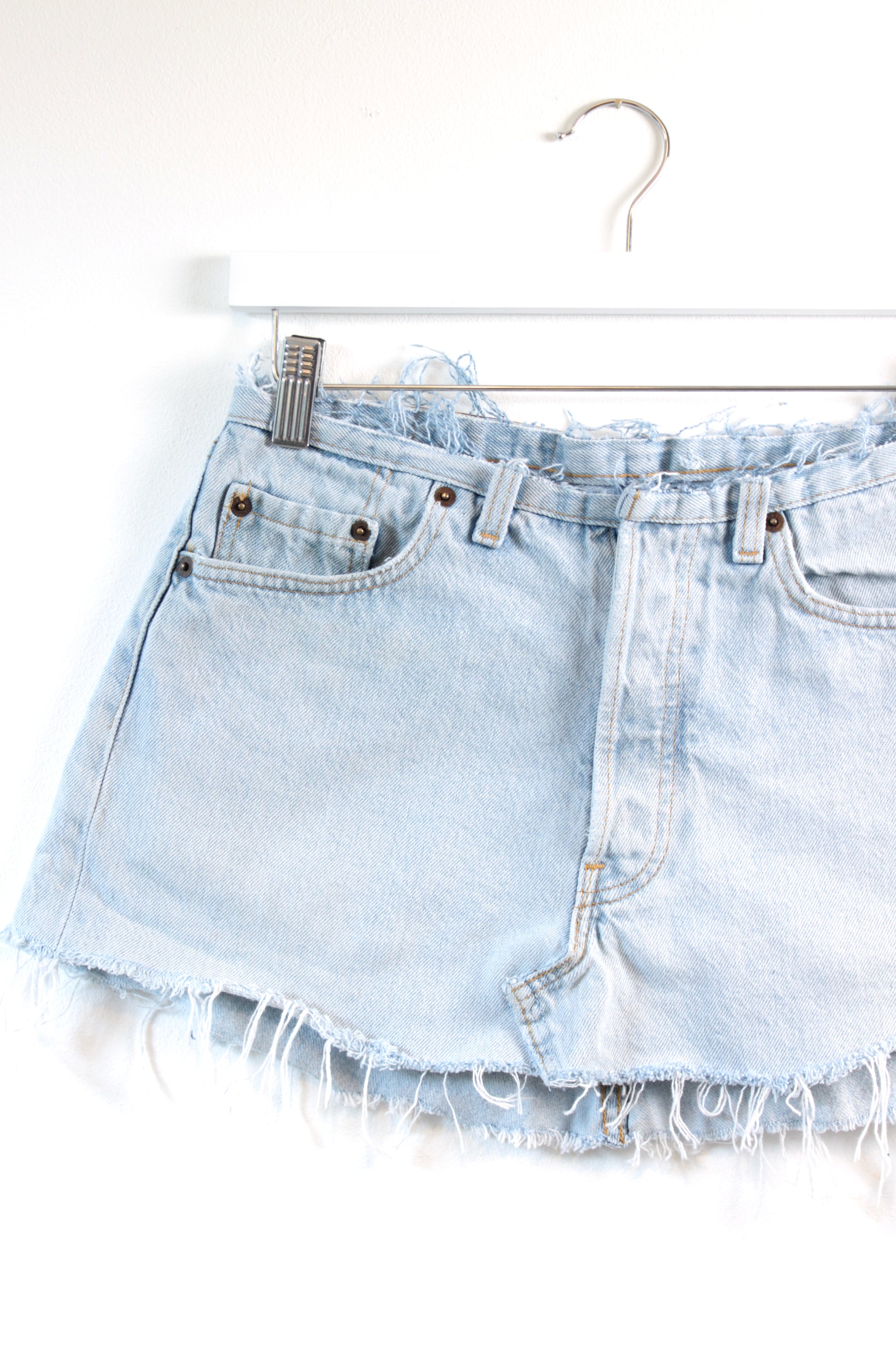 "NO WAISTBAND" REWORKED CUSTOM CLOSET LUNA DENIM MINI SKIRT W28 - CLOSET LUNA
