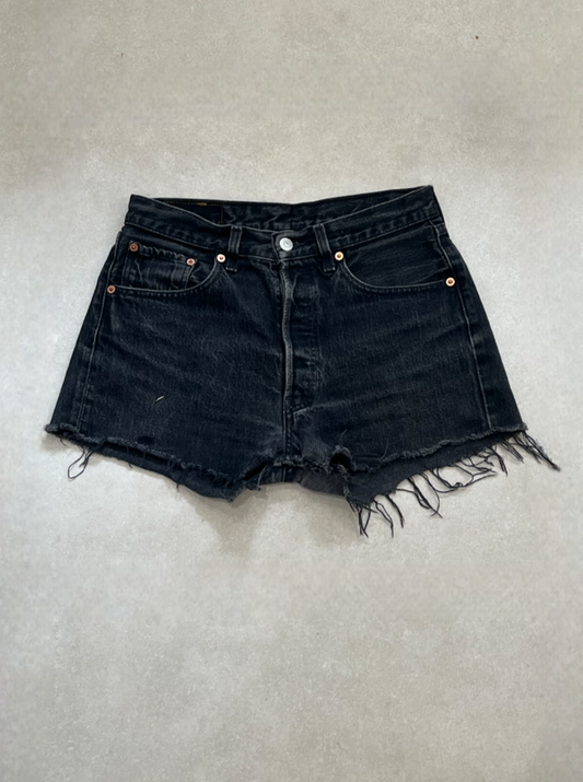 "MODEL" VINTAGE LEVI DENIM SHORT - W29" - CLOSET LUNA