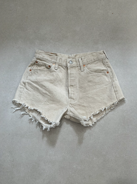 "MINI" VINTAGE LEVI DENIM SHORT - W27" - CLOSET LUNA